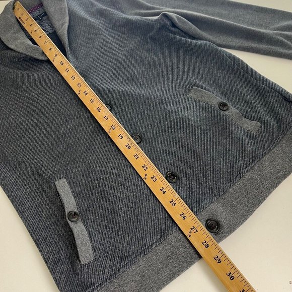 Men's Gray Shawl Collar Sweater - Picture 8 of 9